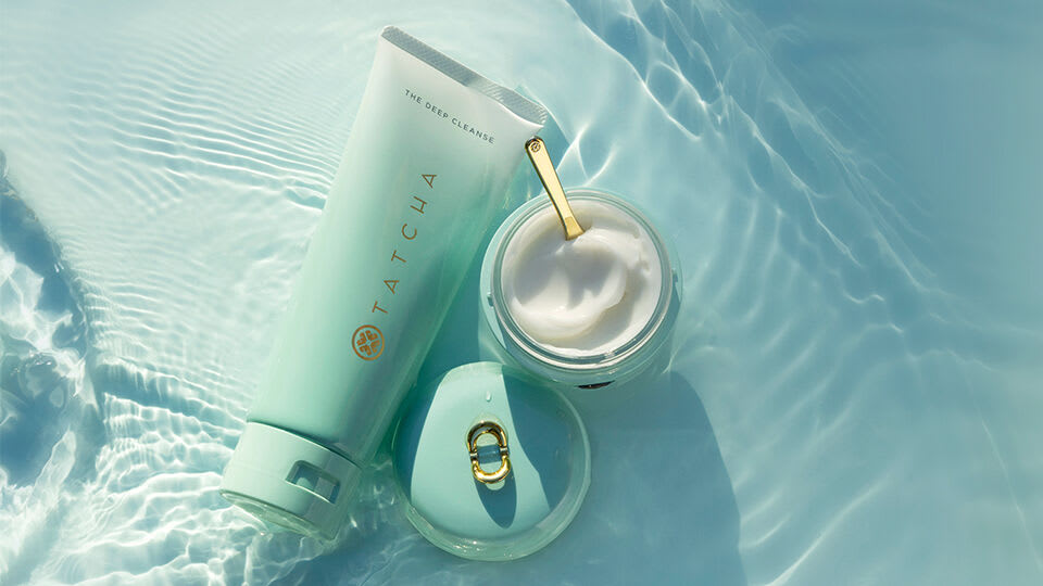 The Best (And Easiest) Skincare Routine for Your 20s