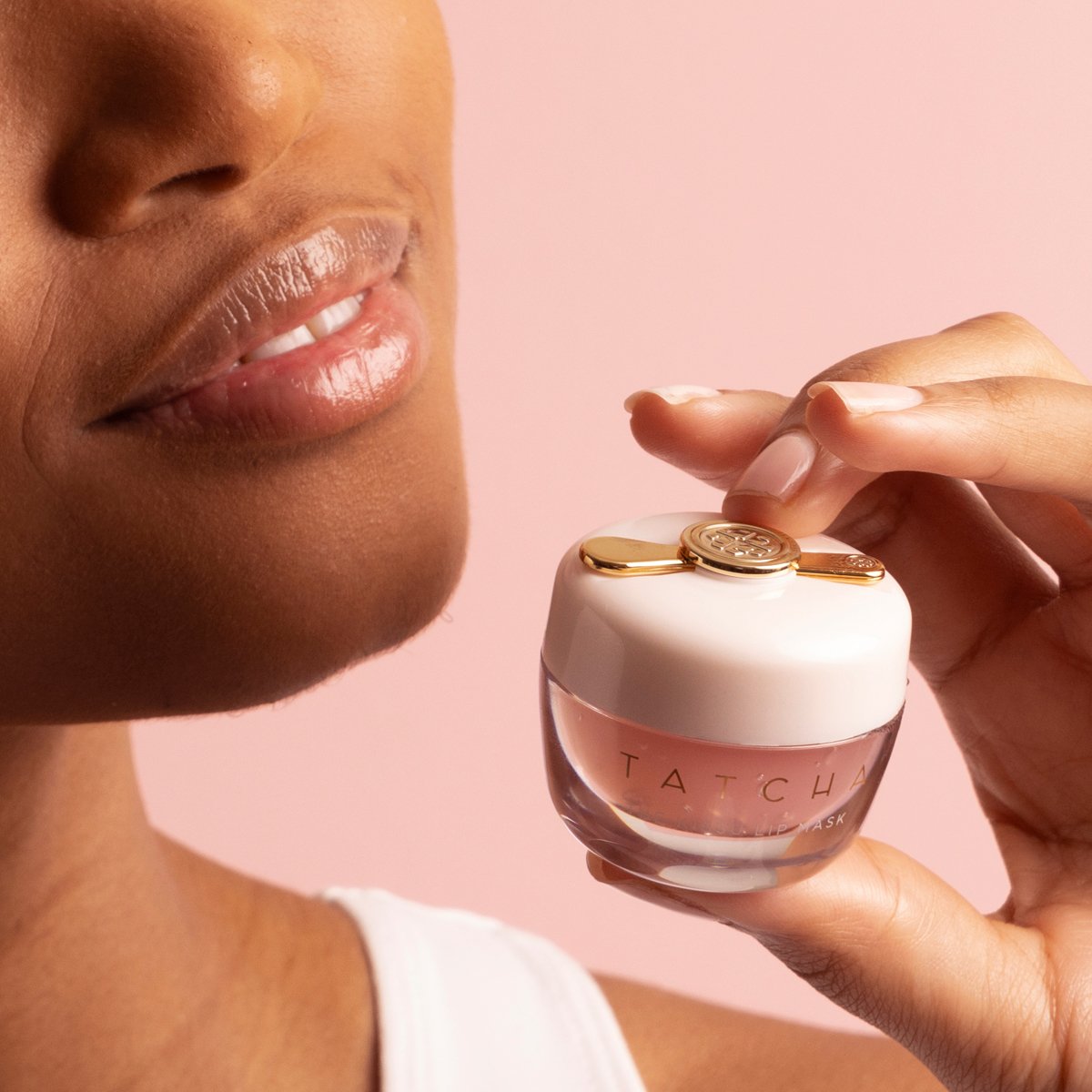 Woman wearing Kissu Lip Tint