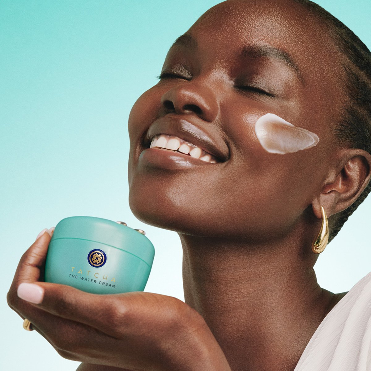 The Water Cream - Model Holding Jar