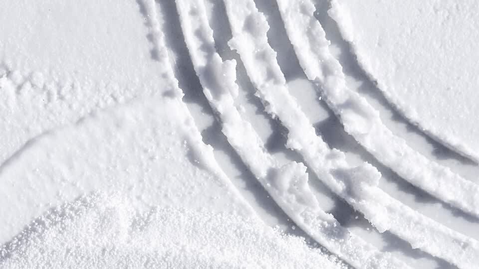 The Cold Girl Makeup Trend: How to Get the Look