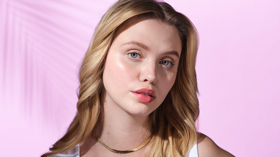 How to Restore Your Natural Lip Color