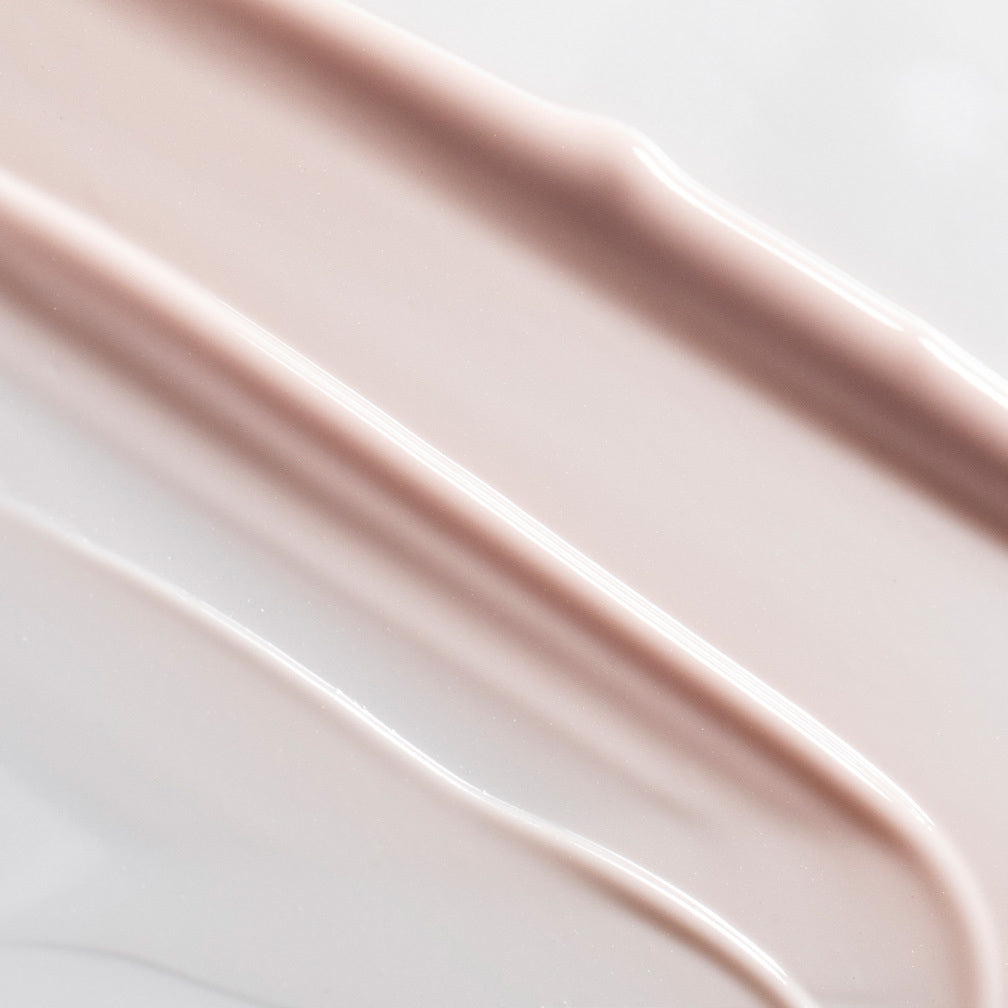The Liquid Silk Canvas - Featherweight Primer | Tatcha
