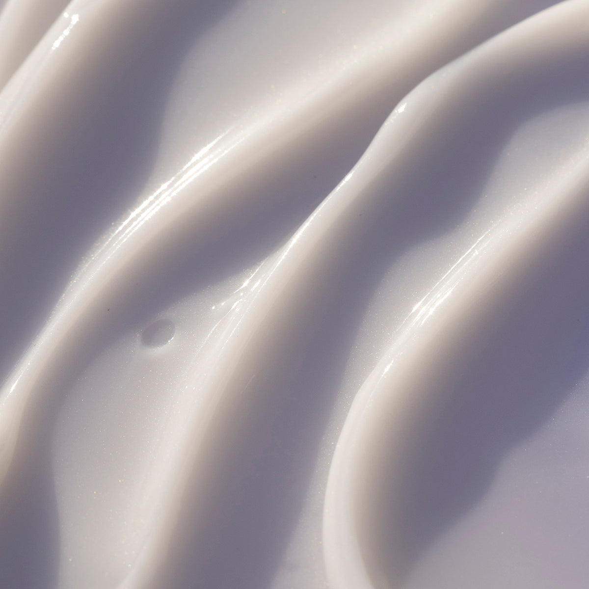 The Dewy Serum texture